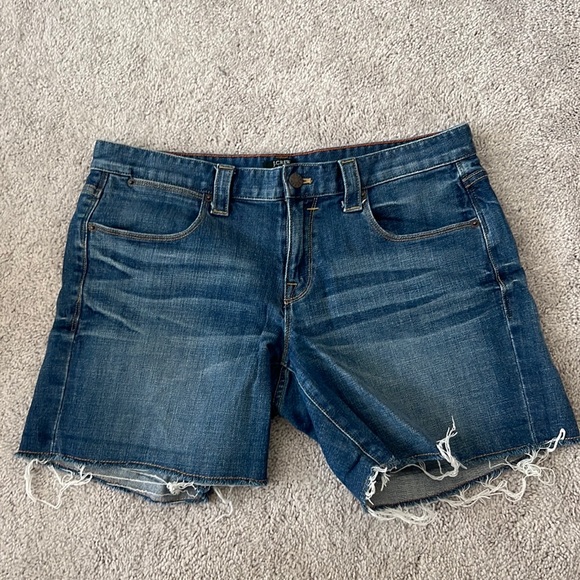 NWOT J crew Stretch Jean Shorts Size 8 - Picture 1 of 4